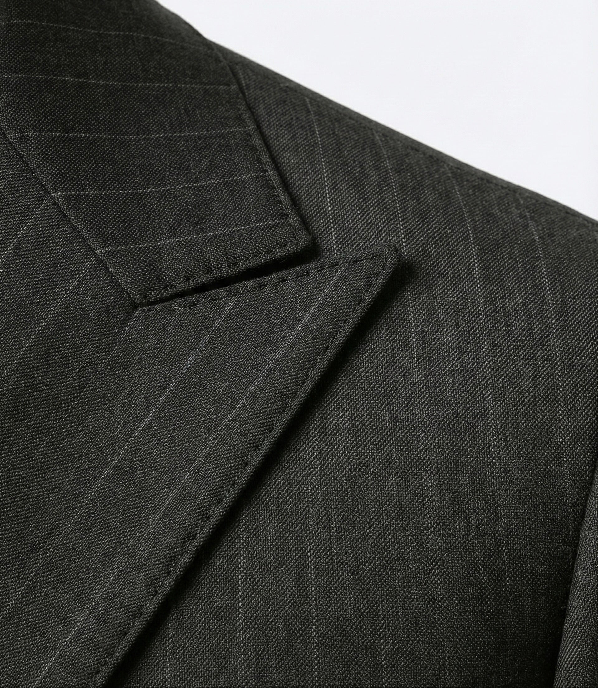 Zane Barläs AMF pick stitching, suit jacket lapel hand-stitching detail