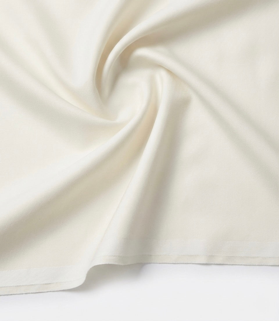 Zane Barläs Off-White Dinner Jacket, breathable comfort Italian wool blend