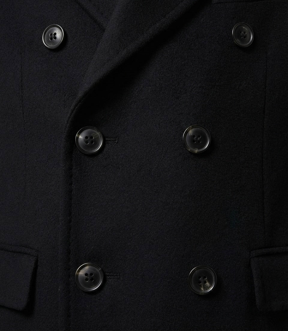 Zane Barläs Black Cashmere Overcoat, genuine horn buttons close-up