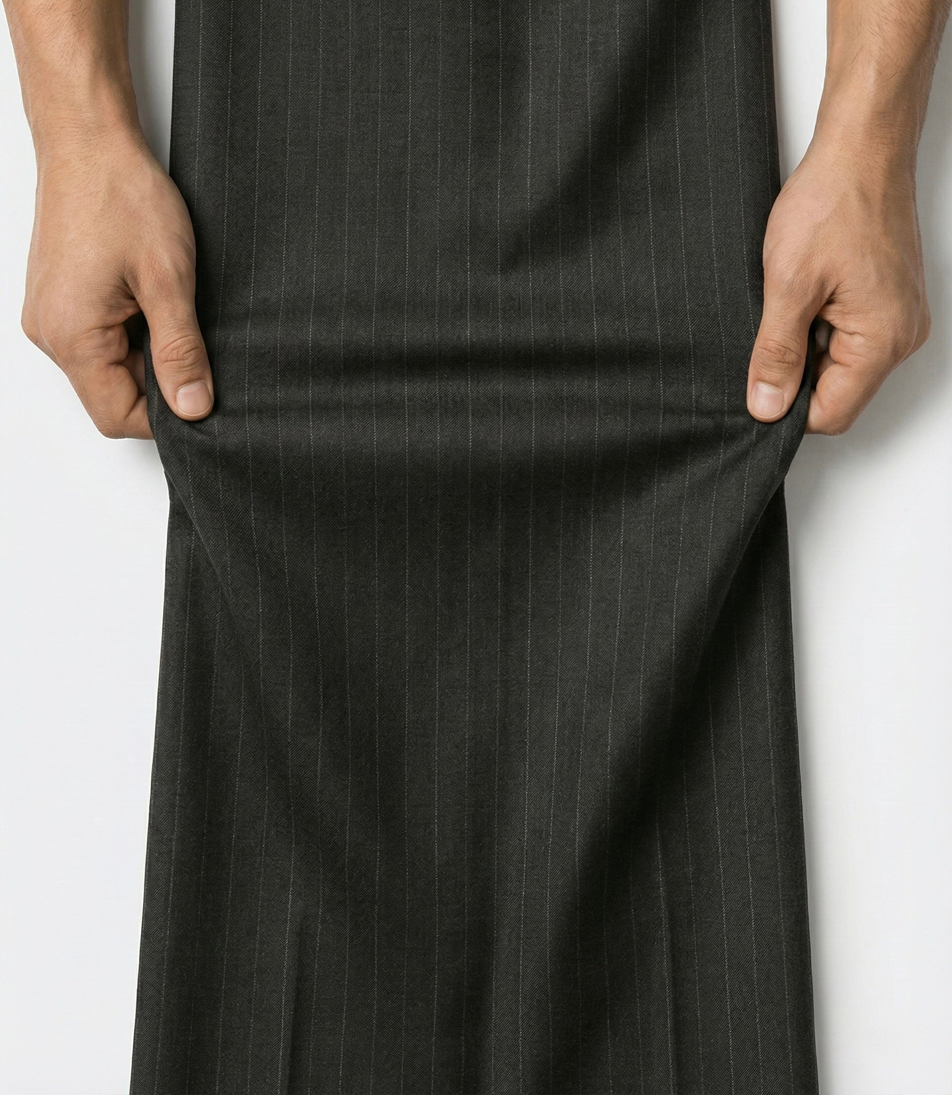 Zane Barläs high-twist wool recovery, fabric resilience close-up