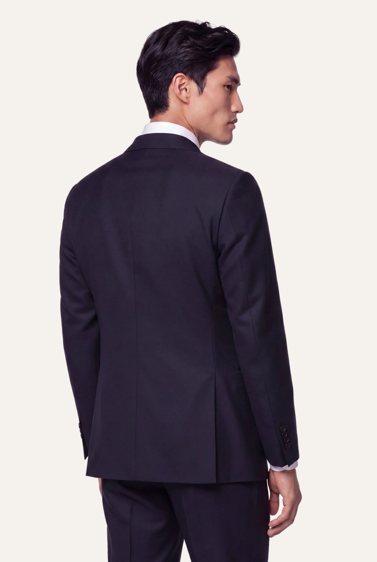 Zane Barläs Manhattan Navy Suit — back view double breasted clean silhouette