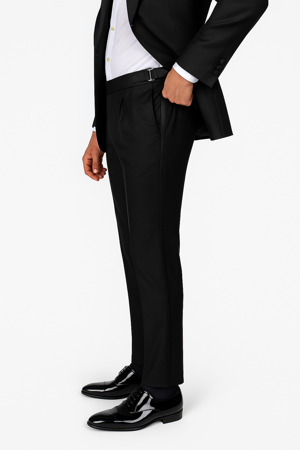 Side pants view showing satin of piping