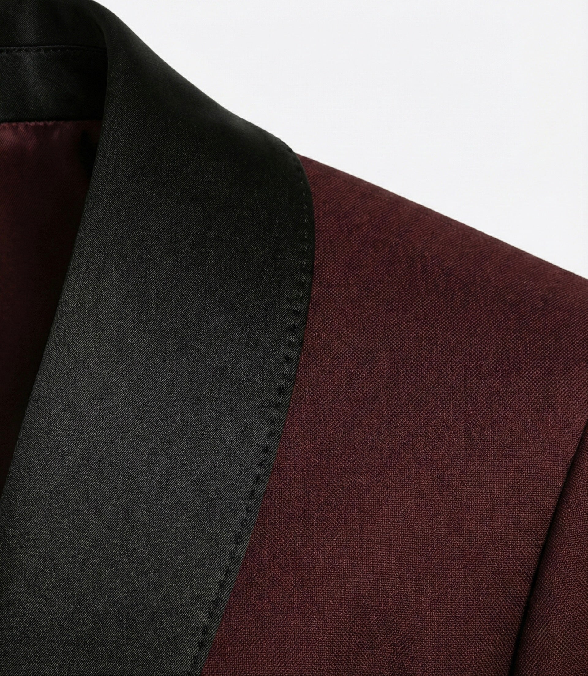 Zane Barläs Burgundy Monaco Tuxedo, shawl lapel satin facing close-up