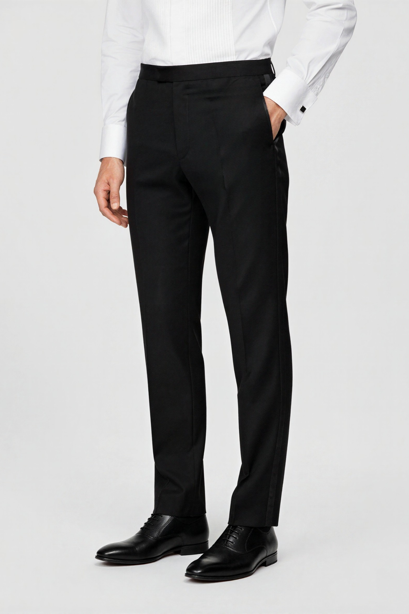 Zane Barläs Burgundy Monaco Tuxedo, tuxedo trousers with satin stripe