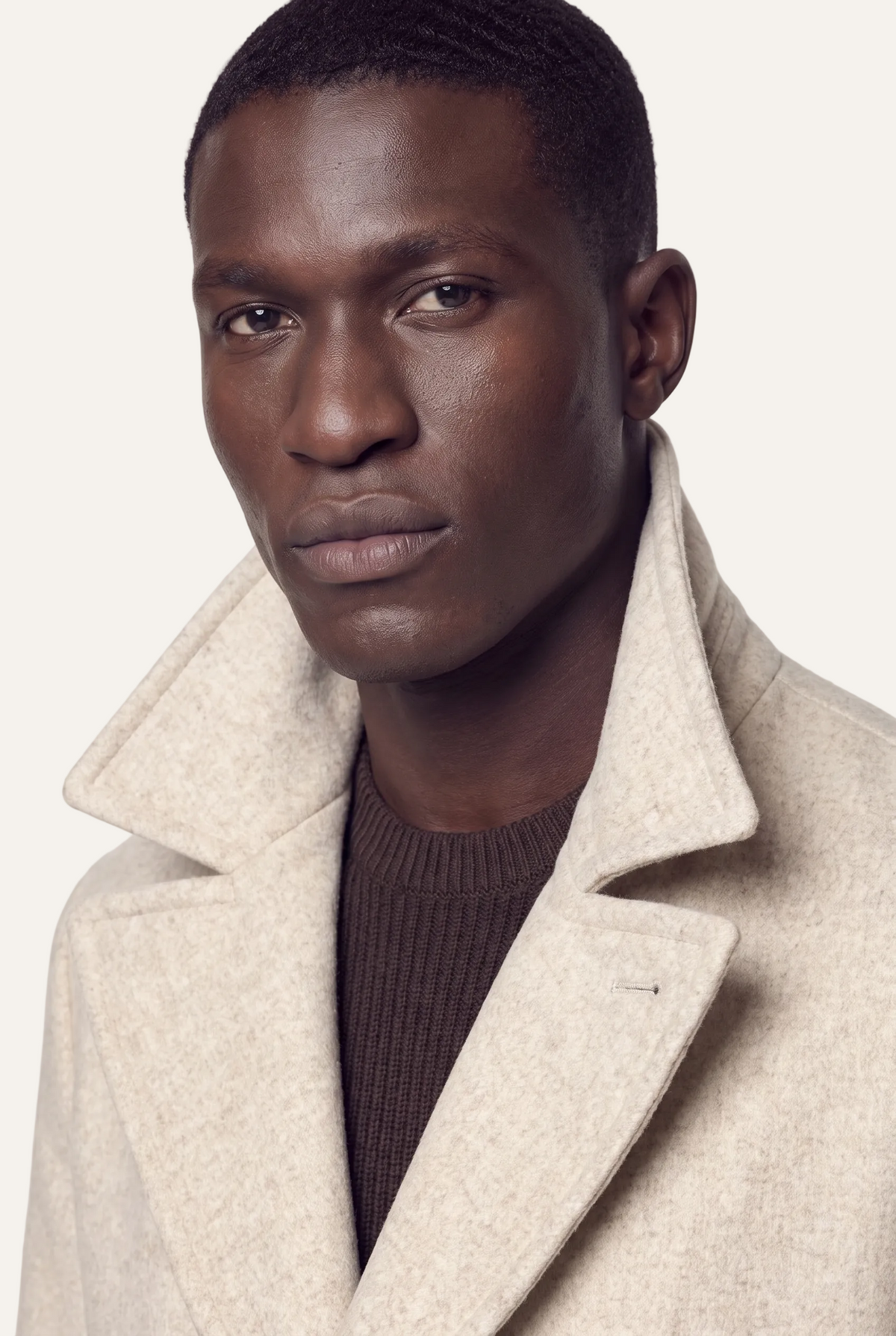 Harbour Oat Peacoat, close up portrait
