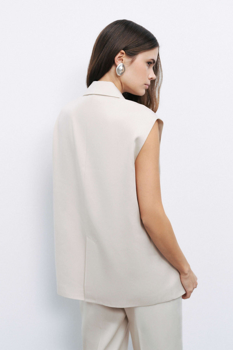 Accessory Detailed Vest
