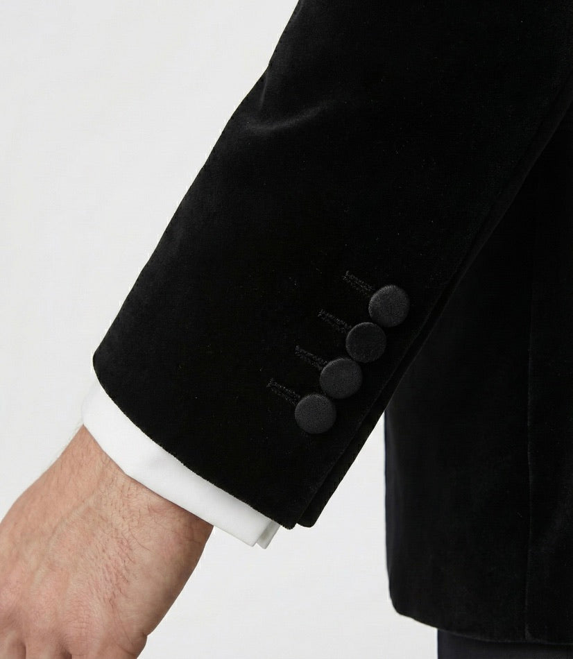Zane Barläs Black Velvet Dinner Jacket, functional covered cuff buttons detail