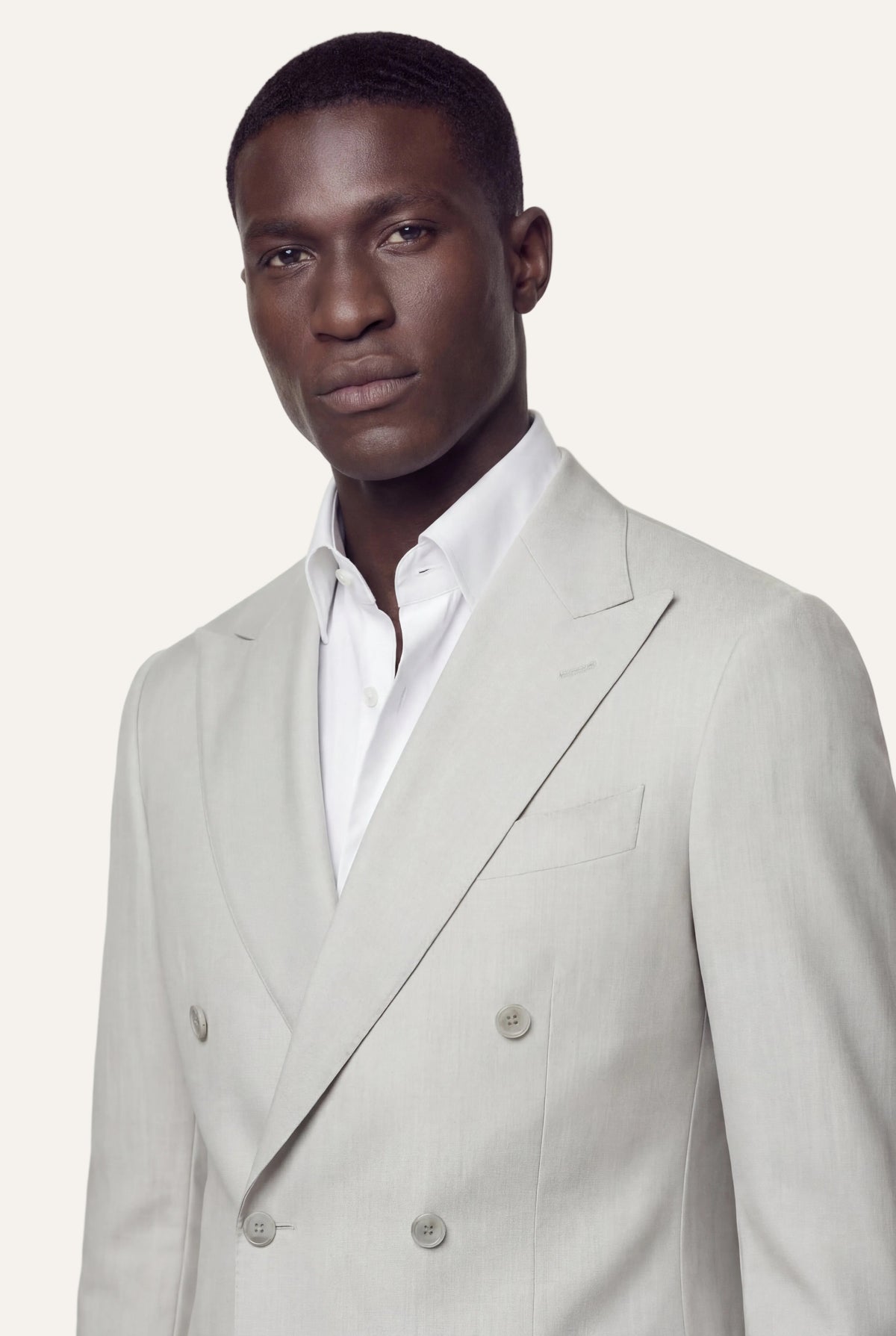 Zane Barläs Manhattan Light Grey Suit — portrait editorial view on model