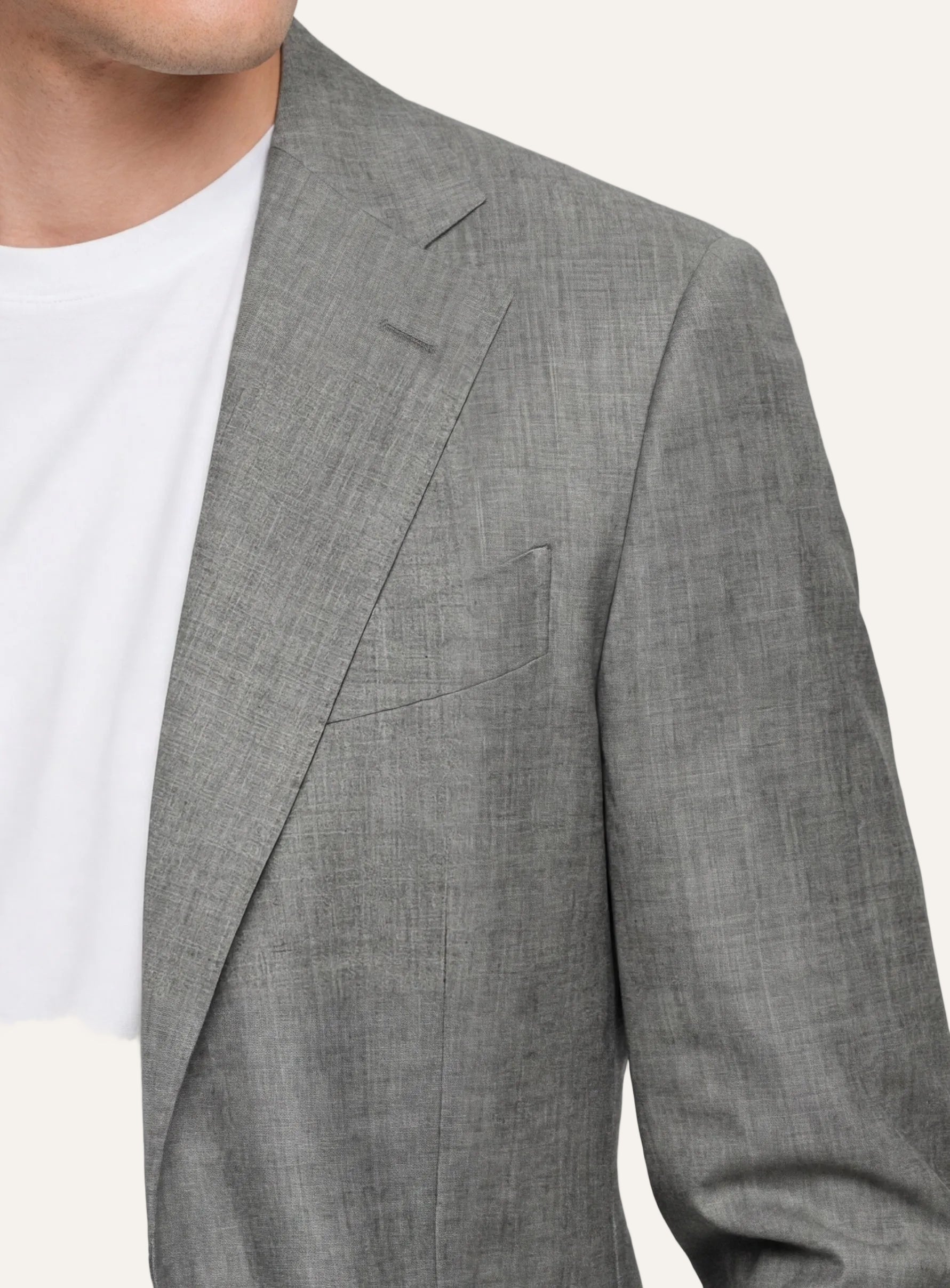 Zane Barläs Oxford Light Grey Suit, high armhole construction detail