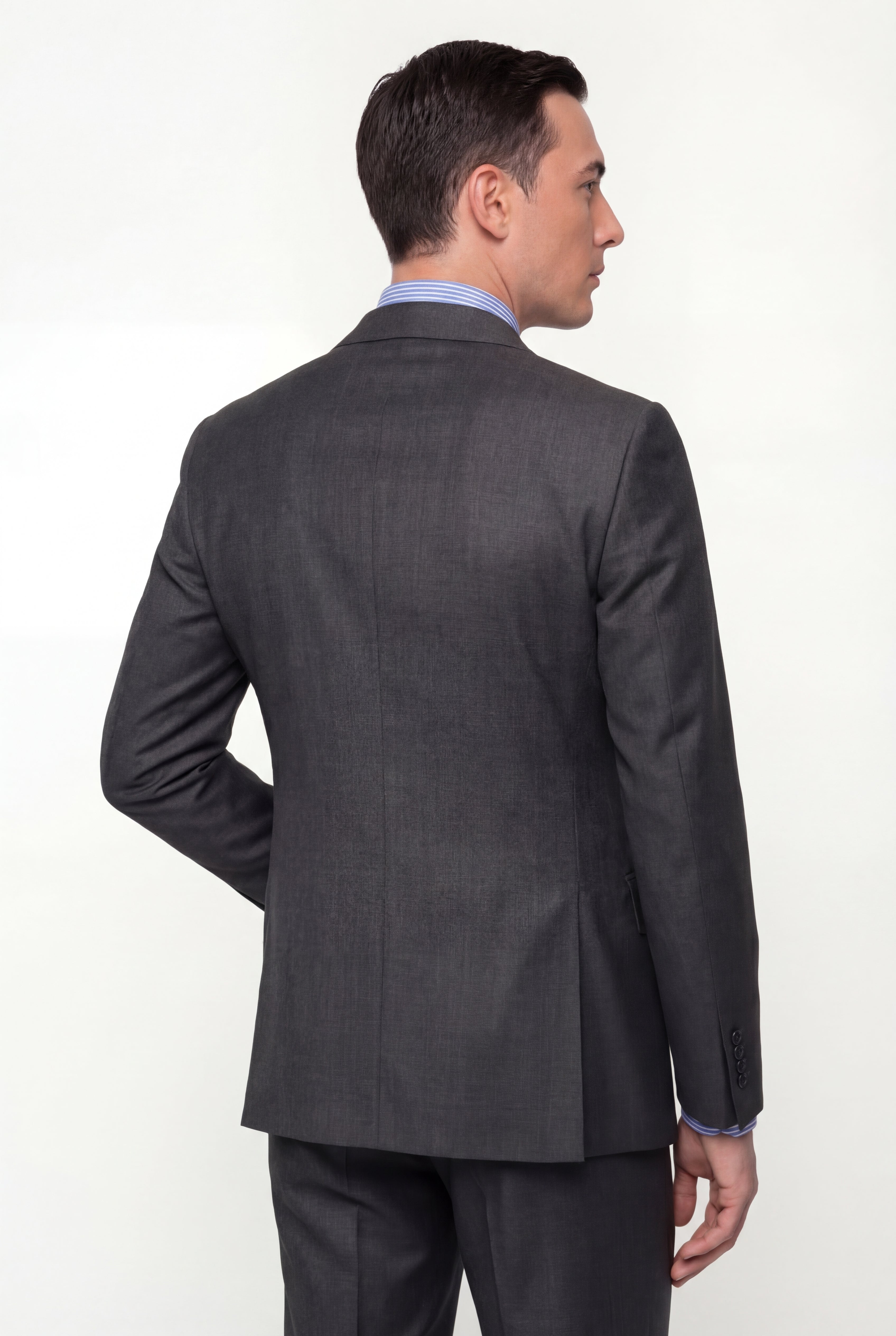 Zane Barläs Oxford Grey Suit — back view single vent clean silhouette