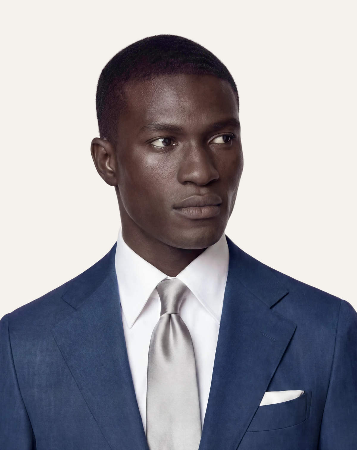 Zane Barläs Oxford Mid Blue Suit — portrait editorial view on model