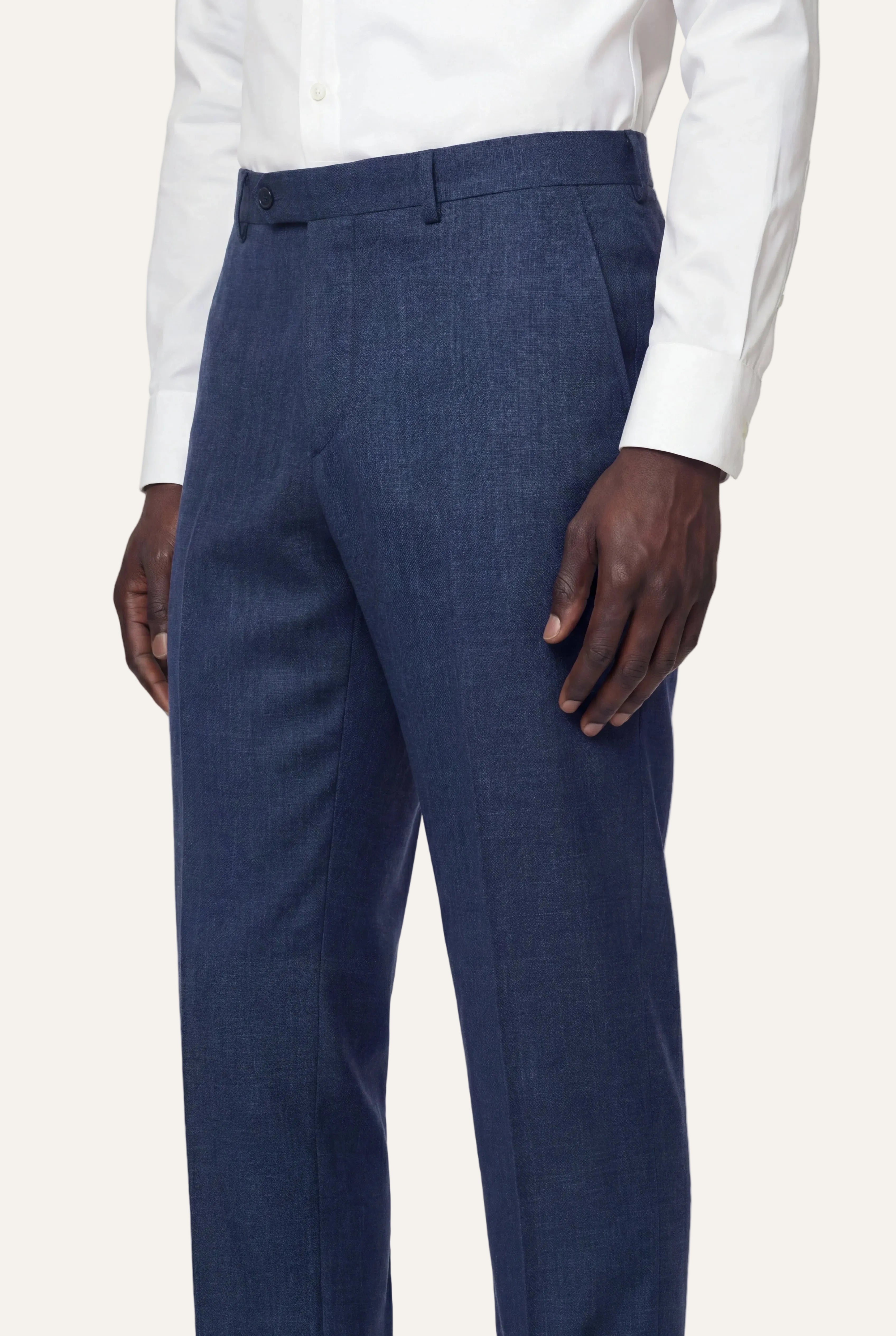 Zane Barläs Oxford Mid Blue Suit — tapered leg trousers side view