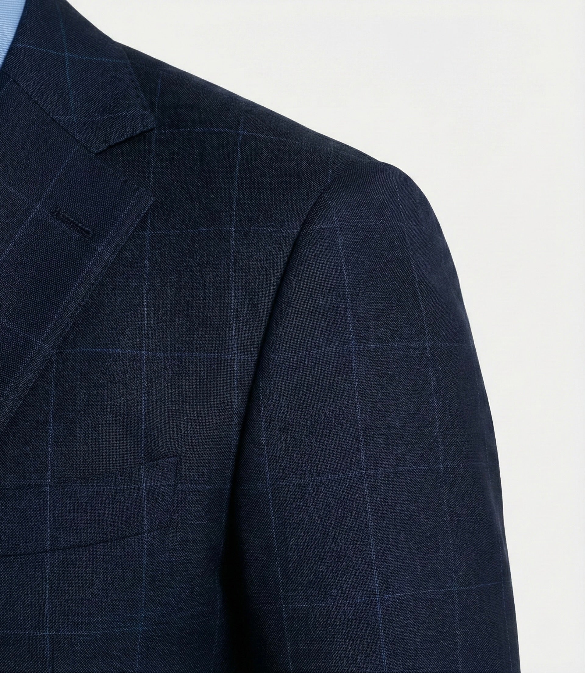 Zane Barläs Oxford Navy Windowpane Suit, natural shoulder construction detail