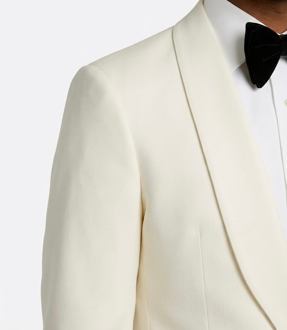 Zane Barläs Off-White Dinner Jacket, shawl lapel satin facing close-up